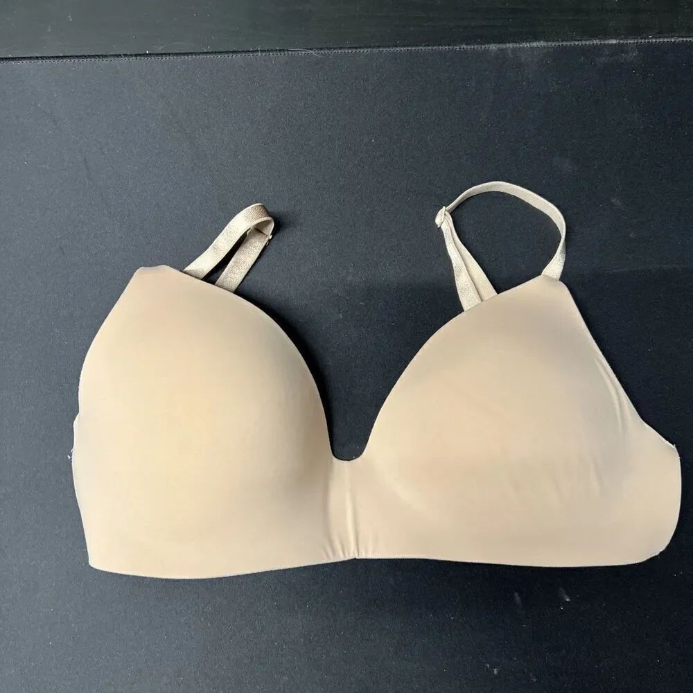 Victoria's Secret T-Shirt Lightly Line Wireless Bra Beige, 32DD